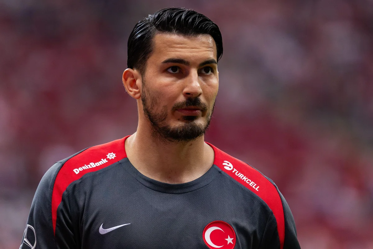 RC Lens : un international turc pour succéder à Brice Samba ?