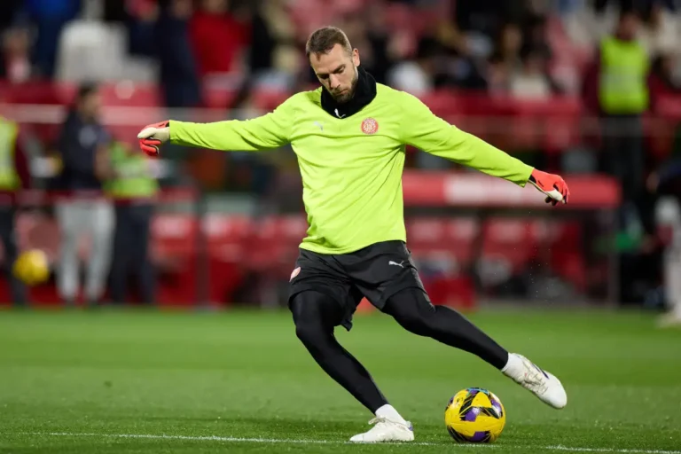 Pau Lopez n'est plus un joueur de l'OM @Alamy