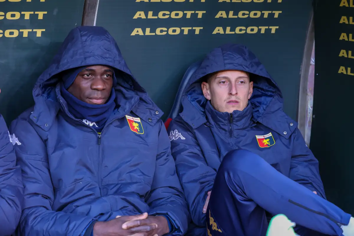 Le Genoa révèle ce qui bloque le départ de Balotelli