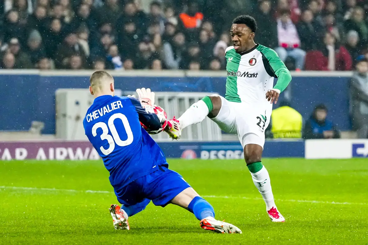 Le PSG se lance sur Lucas Chevalier