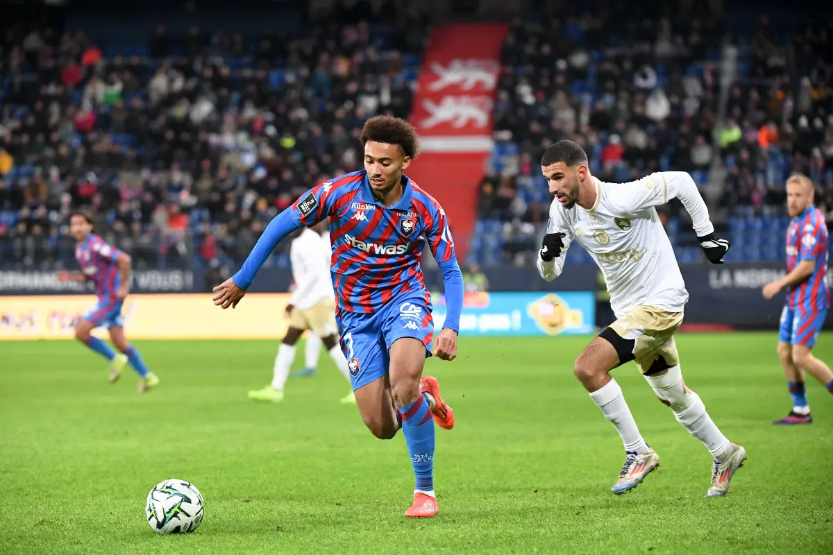 Tidiam Gomis visé par Leipzig