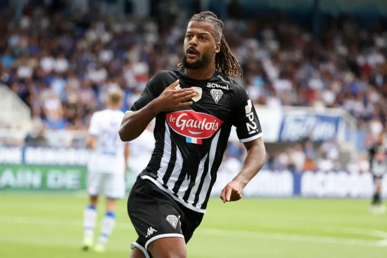 Angers Un attaquant indésirable file en Turquie