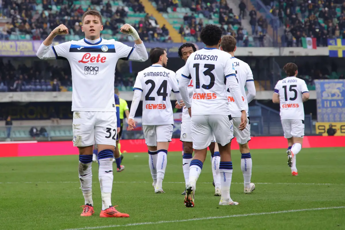 Arsenal et Man United en conflit pour un attaquant de Serie A