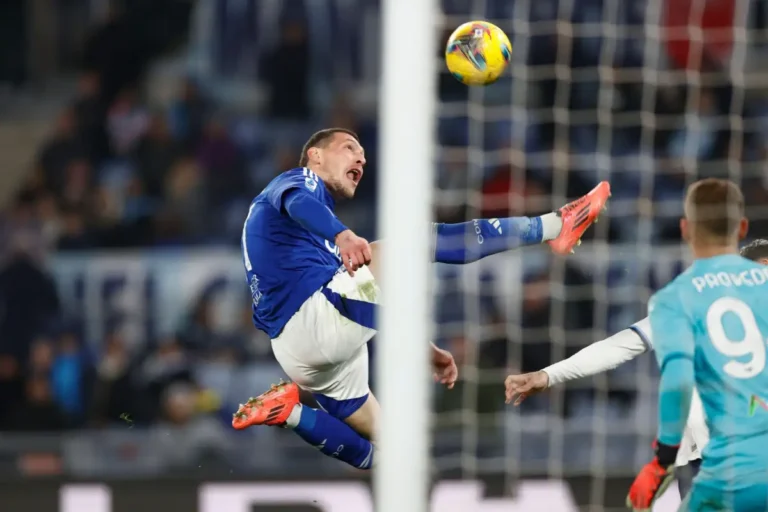 Benfica : un ancien attaquant de la Roma débarque !
