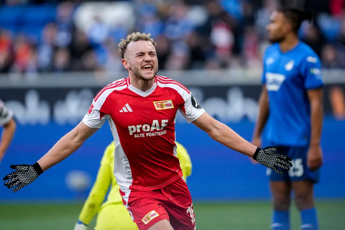 Dortmund vise une révélation de la Bundesliga