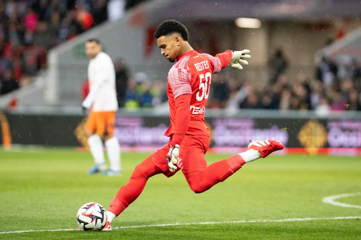 Guillaume Restes intéresse un géant européen