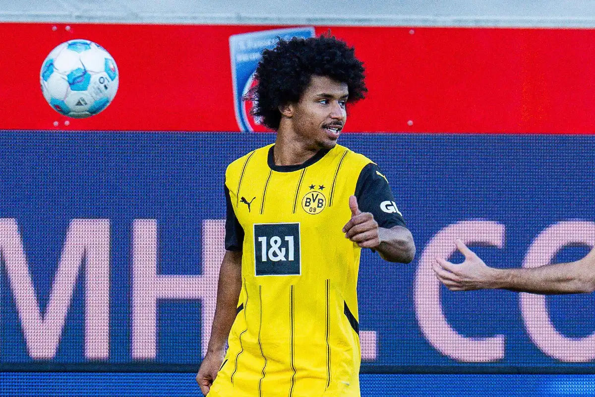 Karim Adeyemi refoule Naples