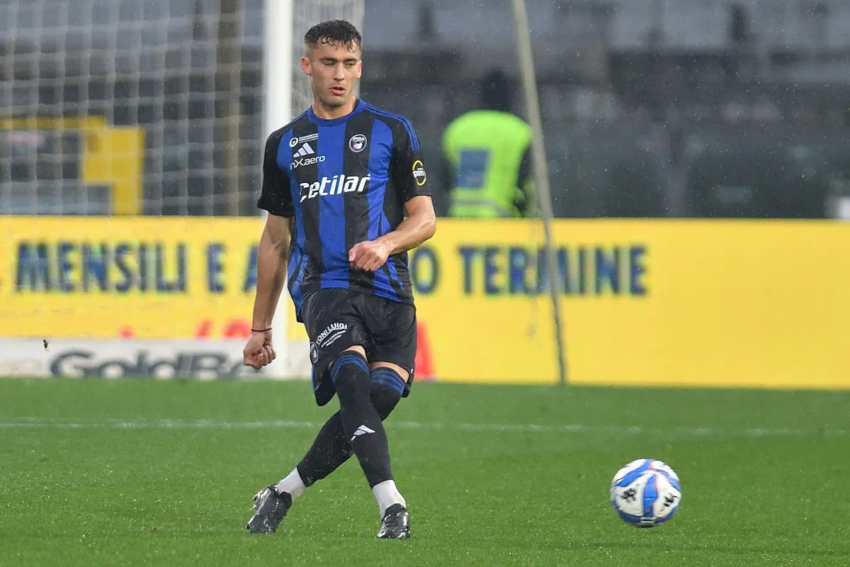 Milan AC : un défenseur déniché en Serie B ?