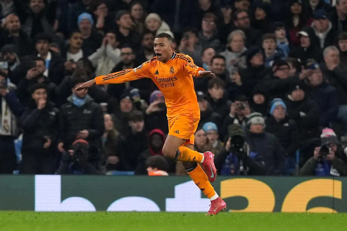 Ligue des Champions : Kylian Mbappe meilleur que Thierry Henry