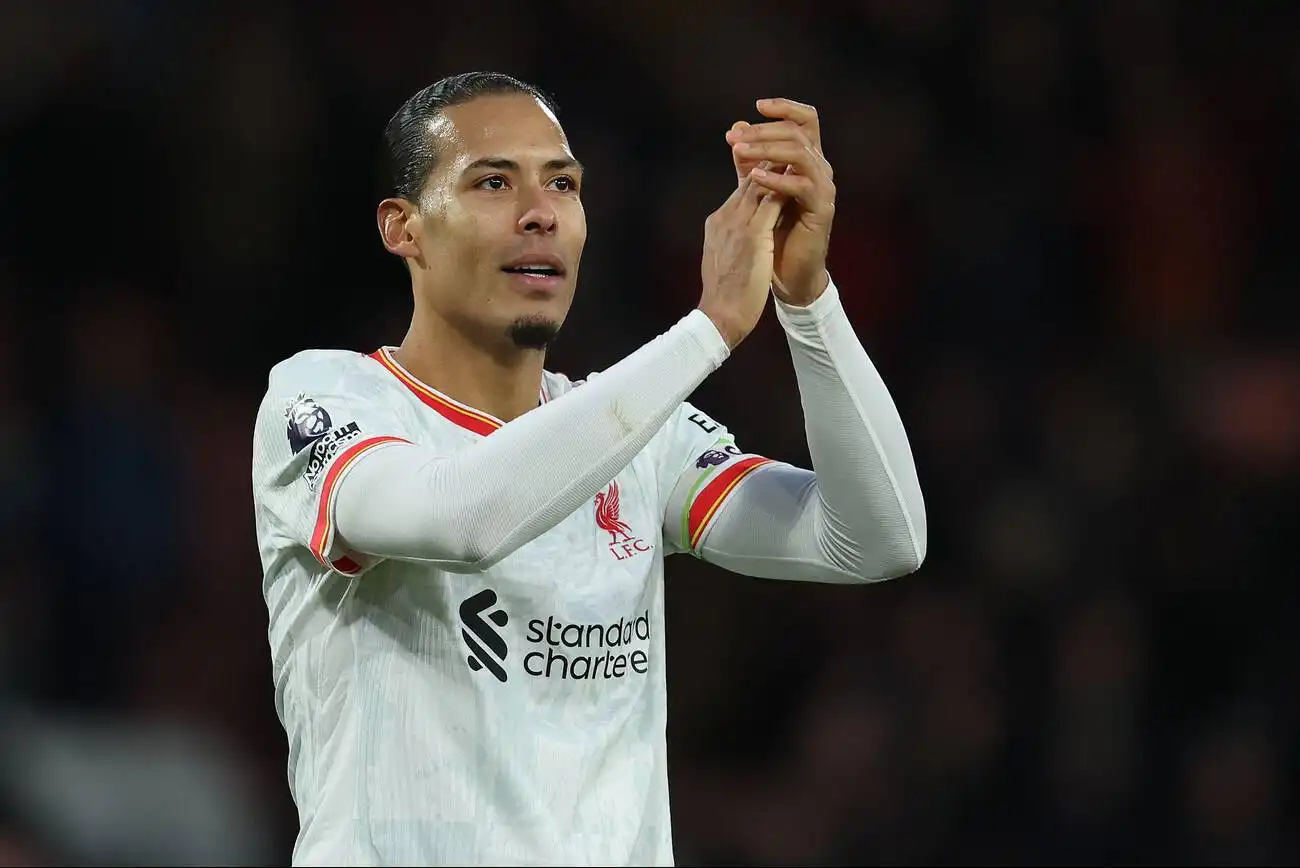 Liverpool : Virgil Van Dijk intéresse un cador de Serie A