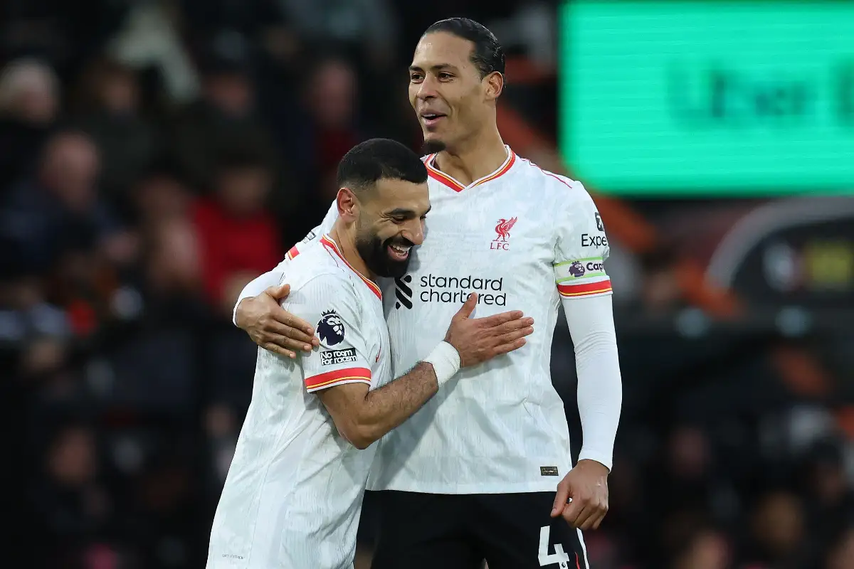 Liverpool : van Dijk interpelle Salah sur son avenir