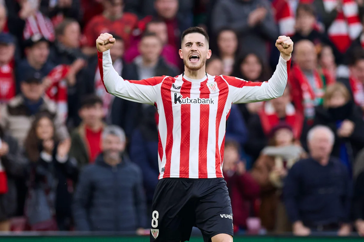 PSG : un milieu espagnol intéresse Luis Enrique