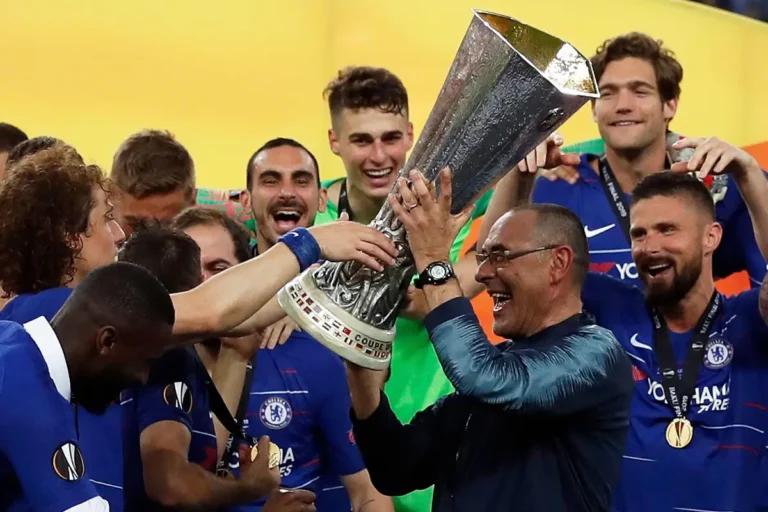 Maurizio Sarri "rêve d'entraîner ce club"