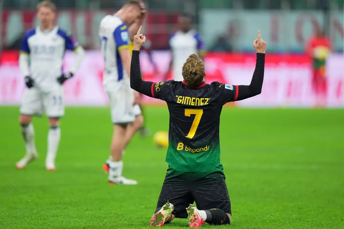 Milan AC: Santiago Giménez a une porte de sortie