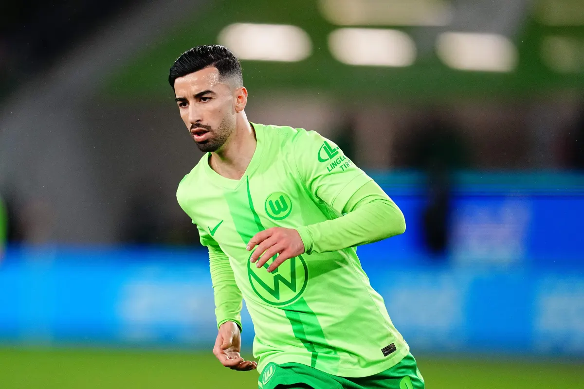 Liverpool et Arsenal en lutte pour une pépite algérienne