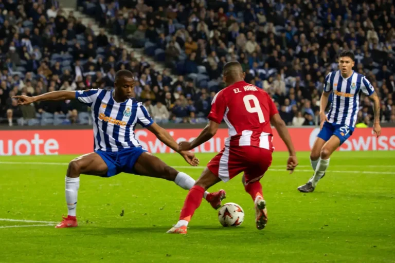 Porto : cet ancien défenseur de Lille brise le silence sur son avenir