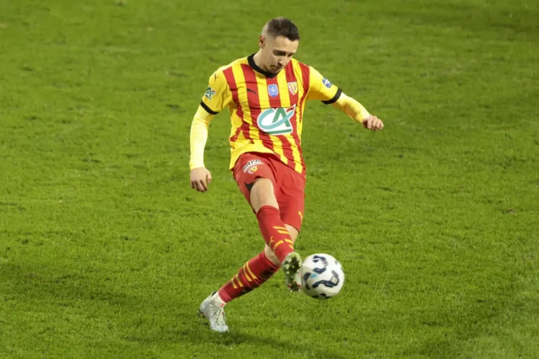 RC Lens Przemysław Frankowski va rejoindre Galatasaray