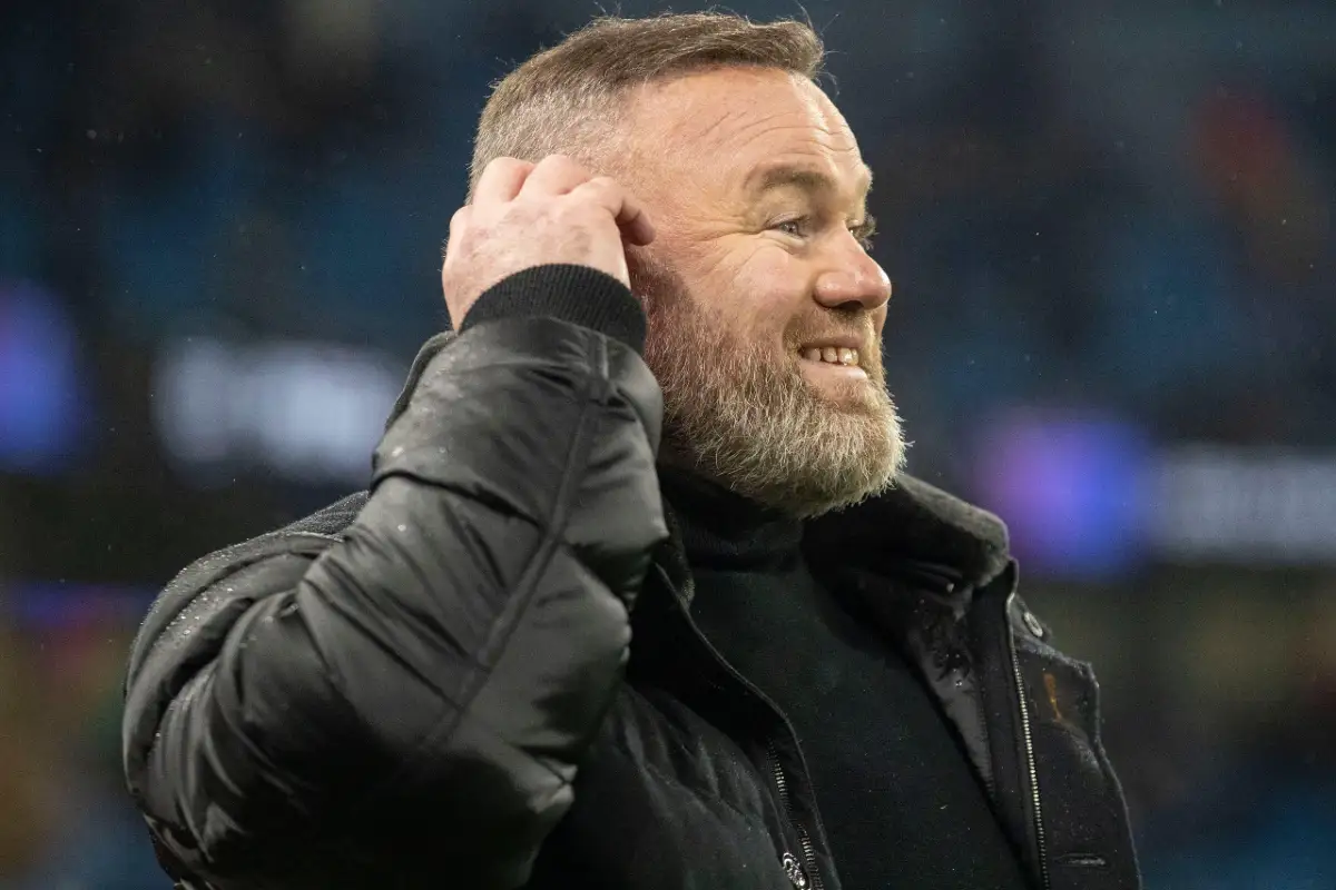 Wayne Rooney décroche un drôle d’emploi à Dubaï