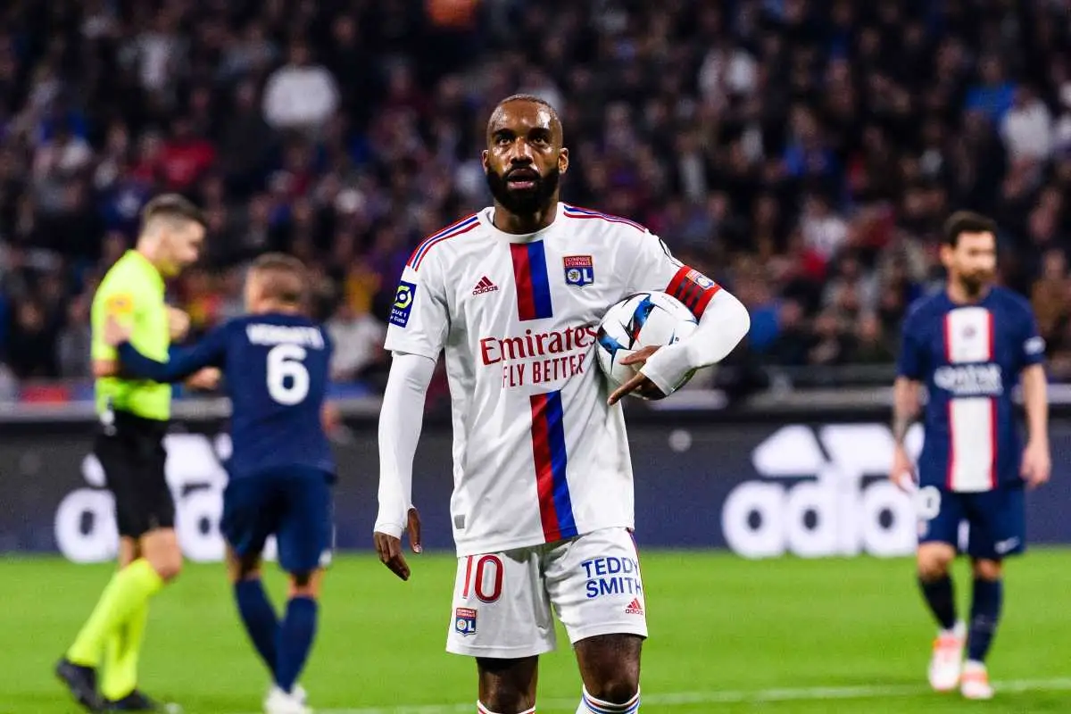 OL : Un taulier pourrait quitter le continent