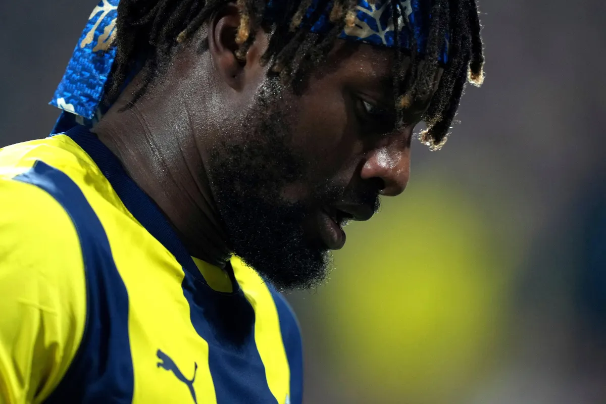 Mourinho furieux : « Saint-Maximin, entraîne-toi ou dégage! »