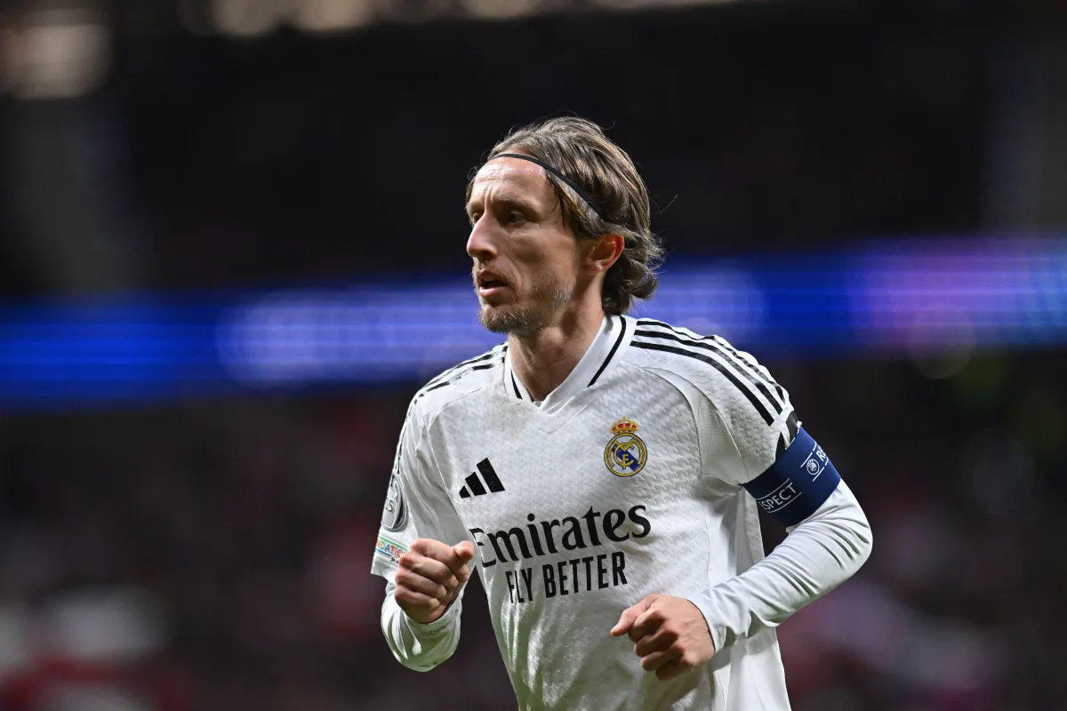 Real Madrid : Un prodige de 23 ans va remplacer Modric