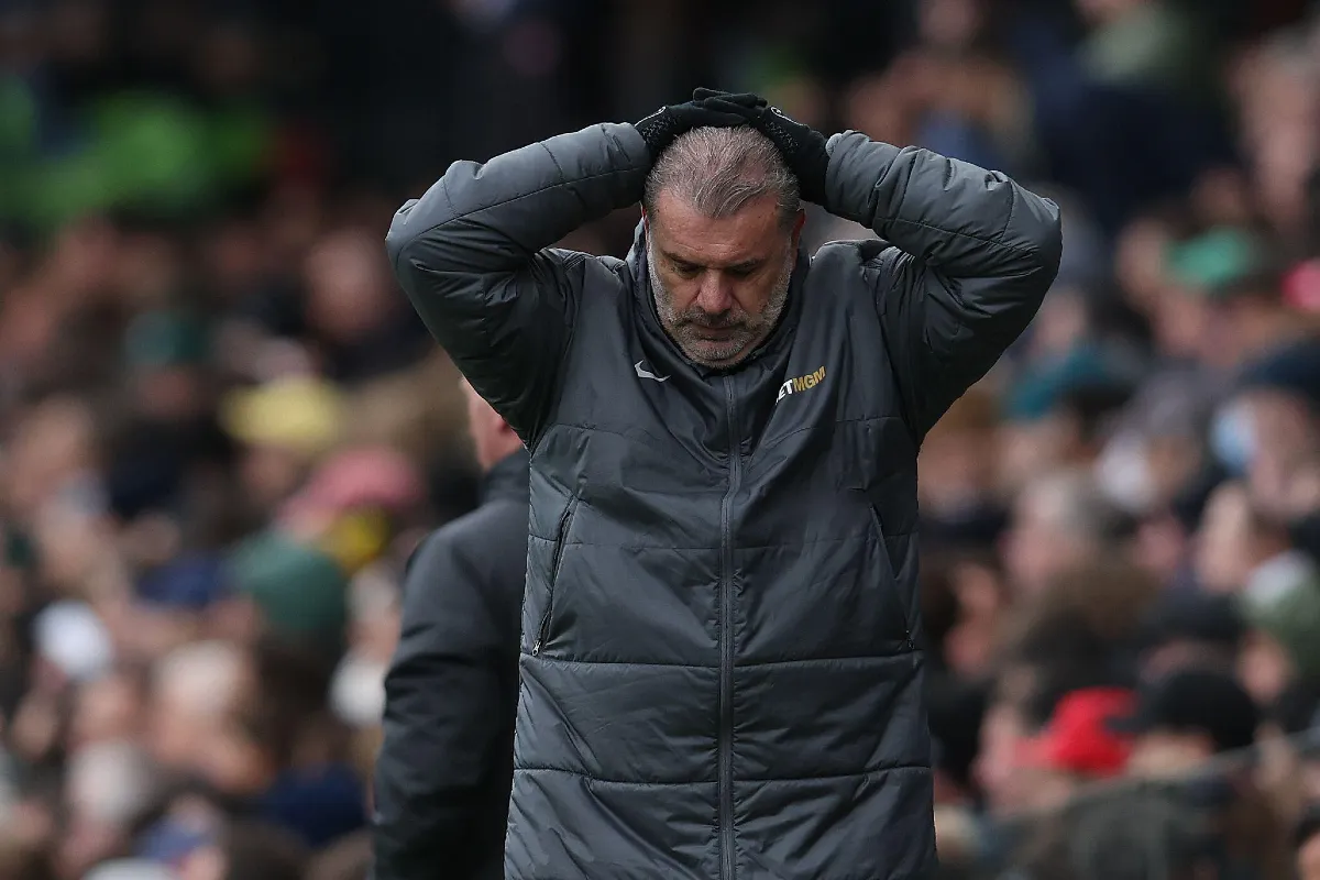 Postecoglou menacé, deux candidats en tête pour le remplacer