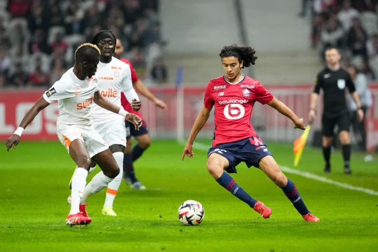 Chelsea fonce sur Ayyoub Bouaddi ©Alamy