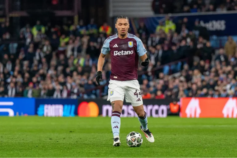 Des discussions pour la prolongation de Boubacar Kamara ©Alamy