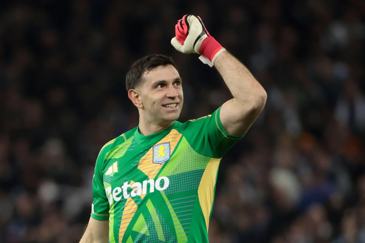 Emiliano Martinez provoque encore avant PSG-Aston Villa