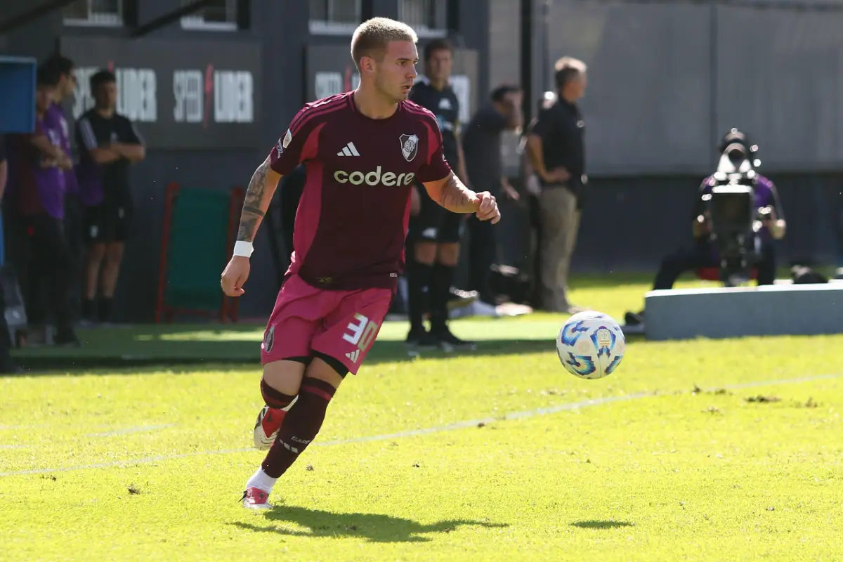 Trois géants anglais sur une jeune sensation de River Plate