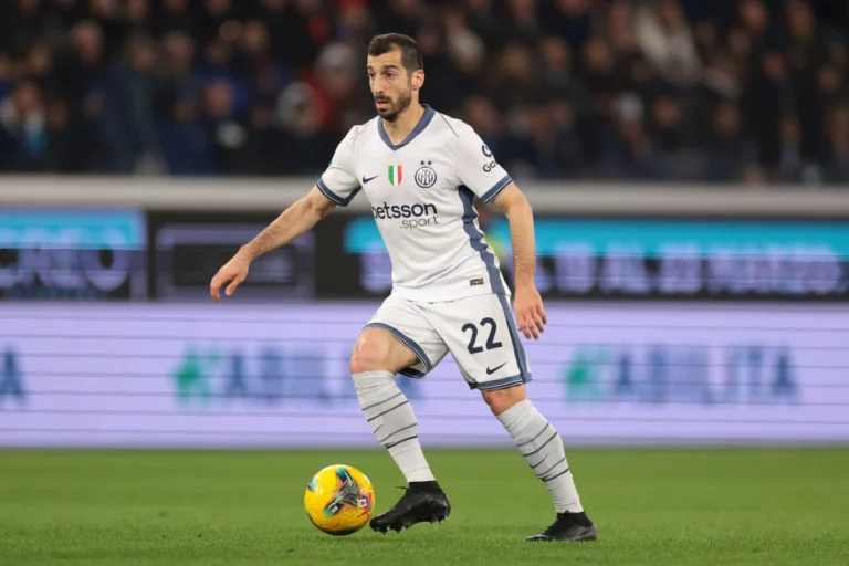 Henrikh Mkhitaryan veut continuer avec l'Inter ©Alamy