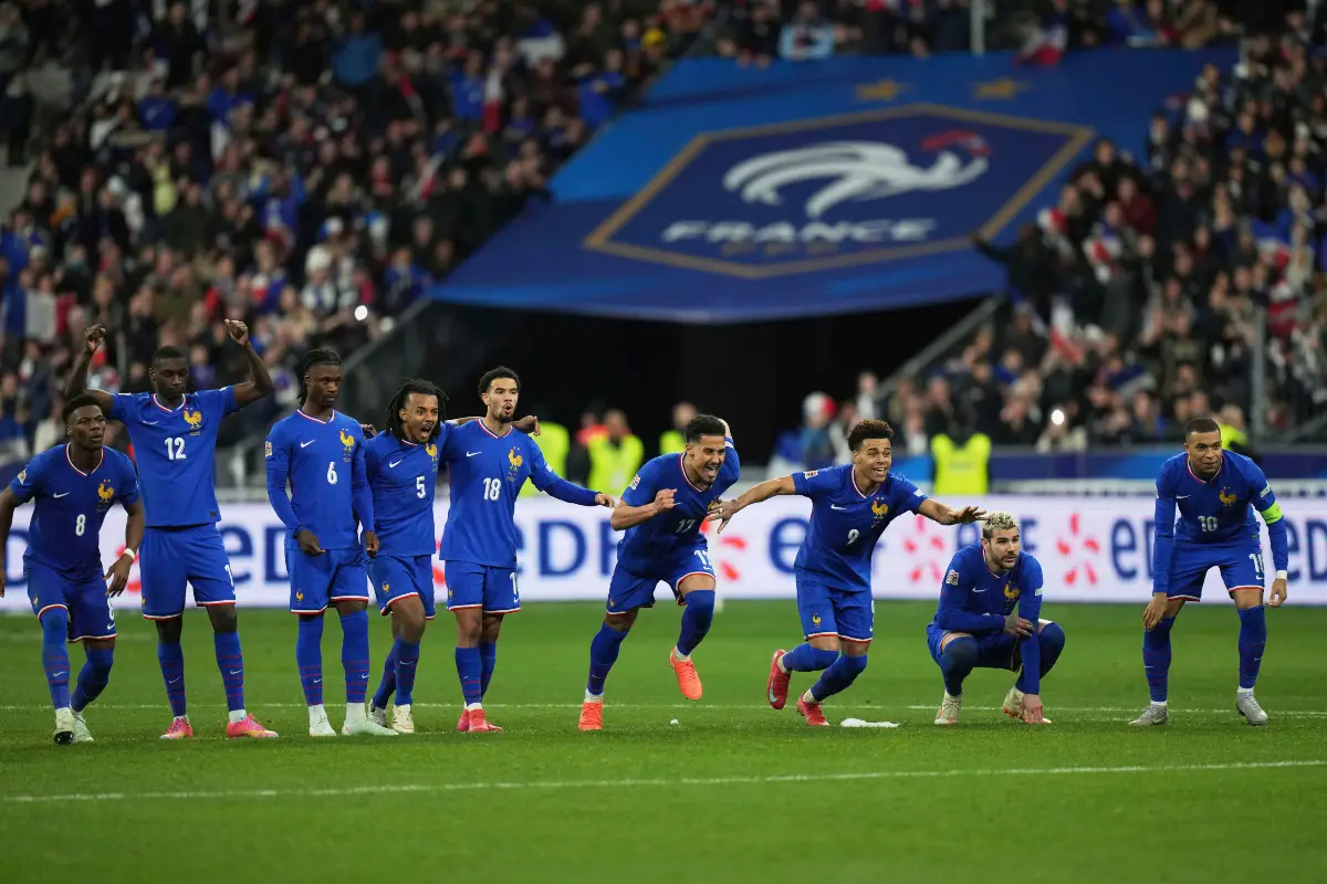 La sortie kamikaze de Christophe Dugarry contre les Bleus