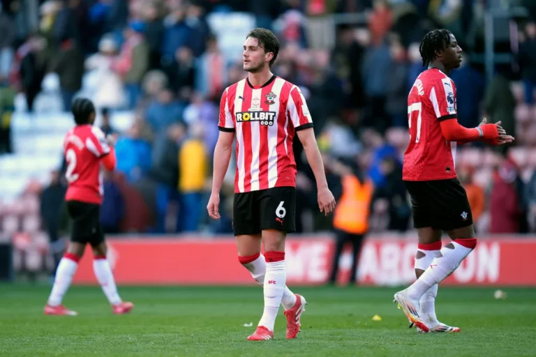 le successeur de Marc Guéhi déniché chez les Saints