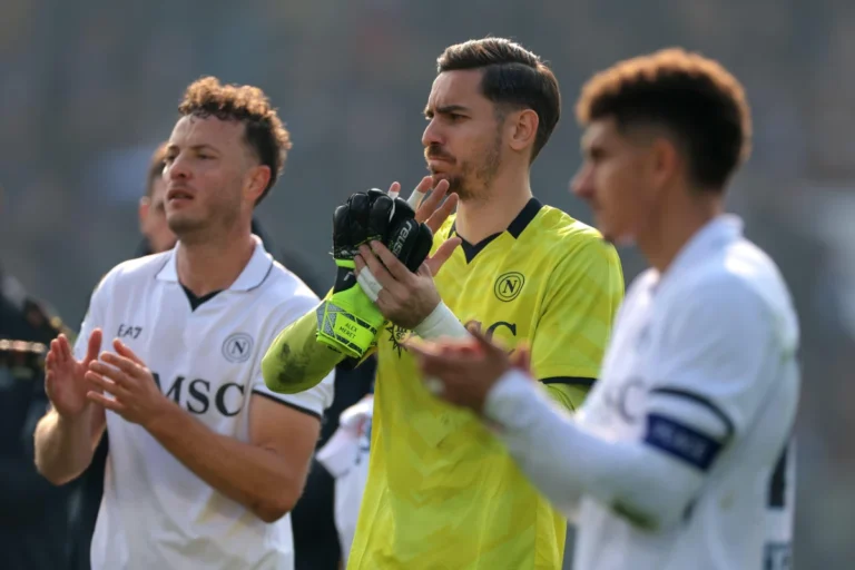 Napoli : Un cadre de l'équipe dans le dur