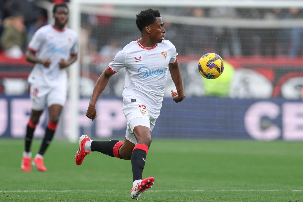 Le FC Séville s'attaque à un milieu de terrain d'Arsenal