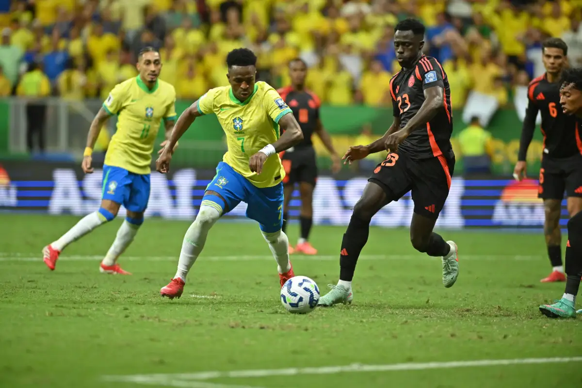 Vinícius : l'incroyable golazo qui sauve le Brésil (Vidéo)