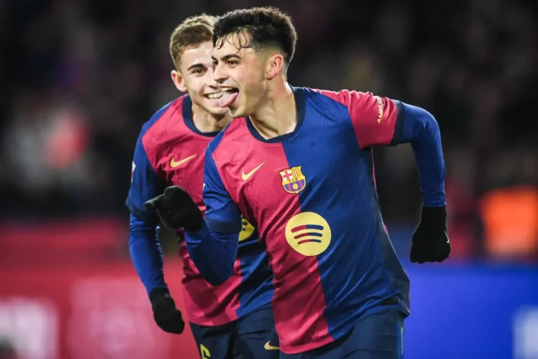 Pedri réclame Jamal Musiala ©Alamy