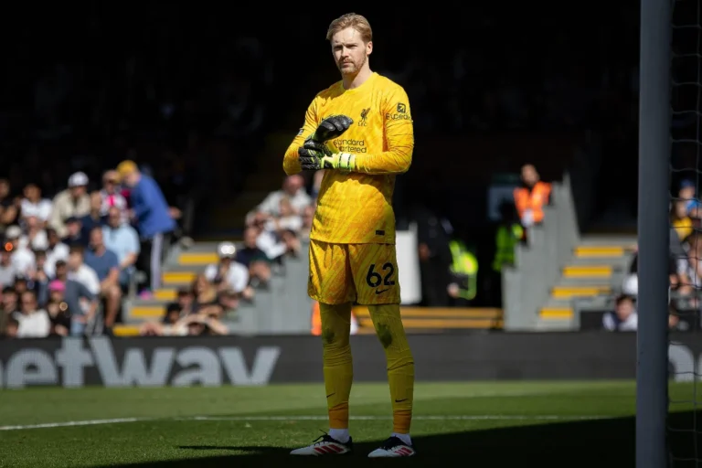 Caoimhín Kelleher sous le maillot de Liverpool @Alamy