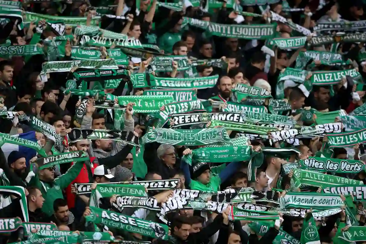 Ultras : Deux ministres unis pour la dissolution