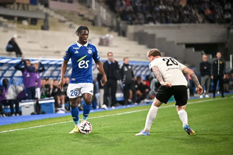 Dilane Bakwa avec le RC Strasbourg @Alamy