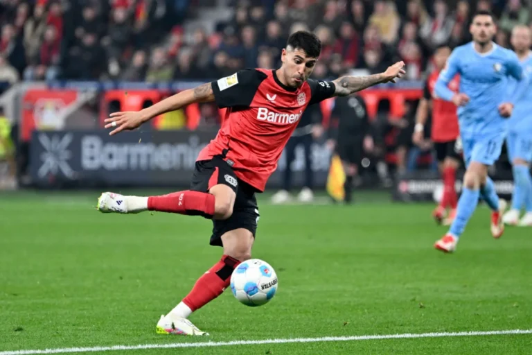 Exequiel Palacios avec le Bayer Leverkusen @Alamy