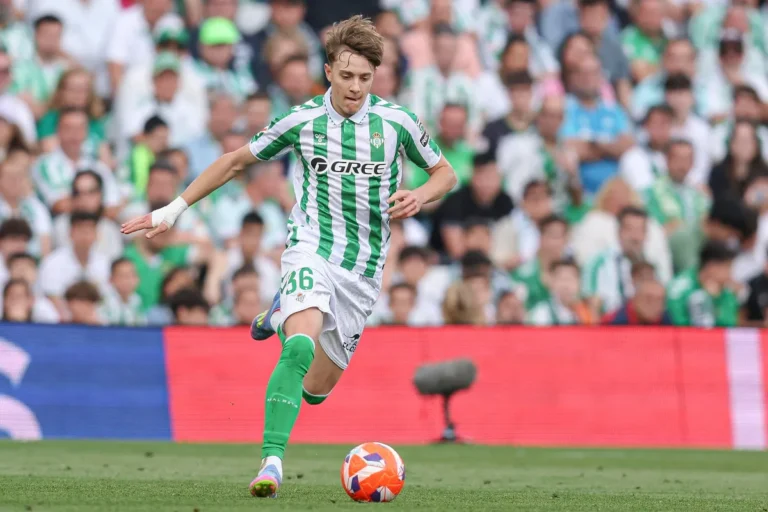 Jesús Rodríguez sous le maillot du Betis @Alamy