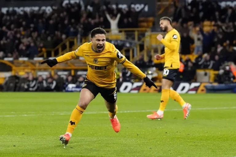 Joao Gomes a prolongé avec Wolverhampton ©Alamy