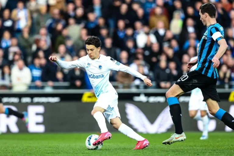 Konstantinos Karetsas avec le Racing Genk @Alamy