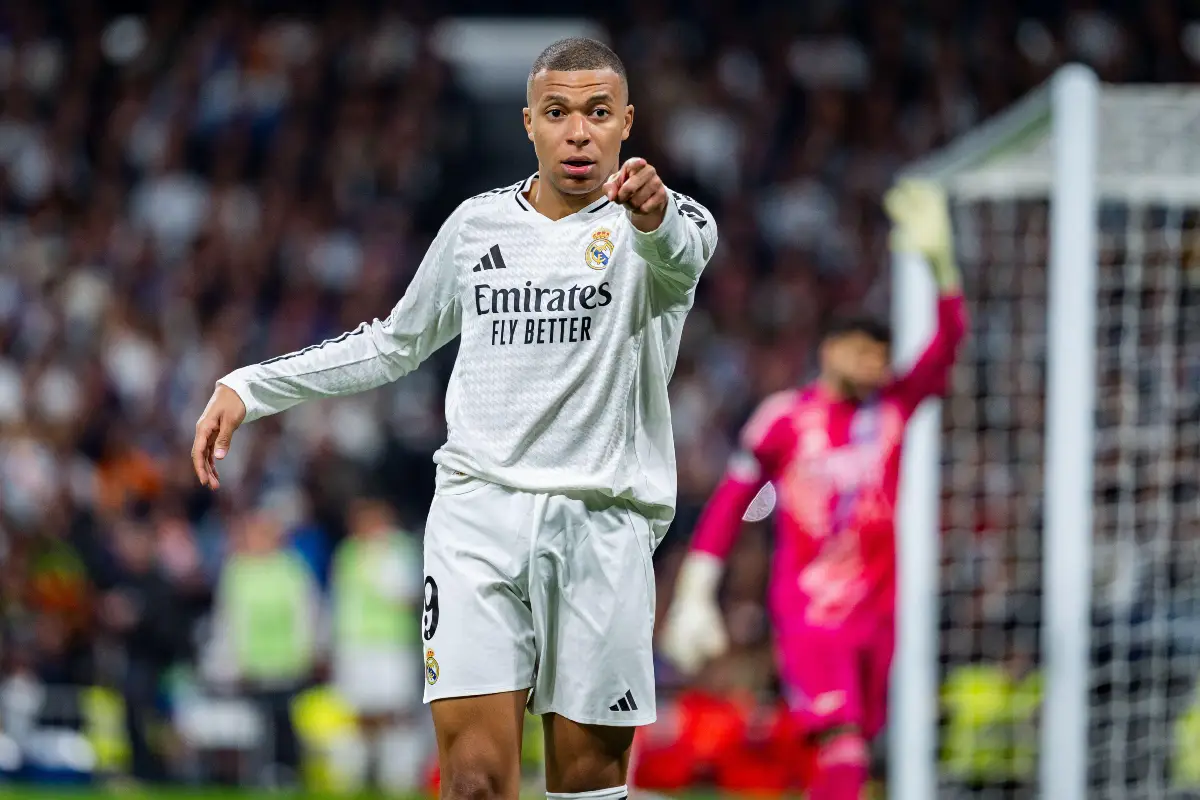 Cette légende madrilène défend Kylian Mbappé