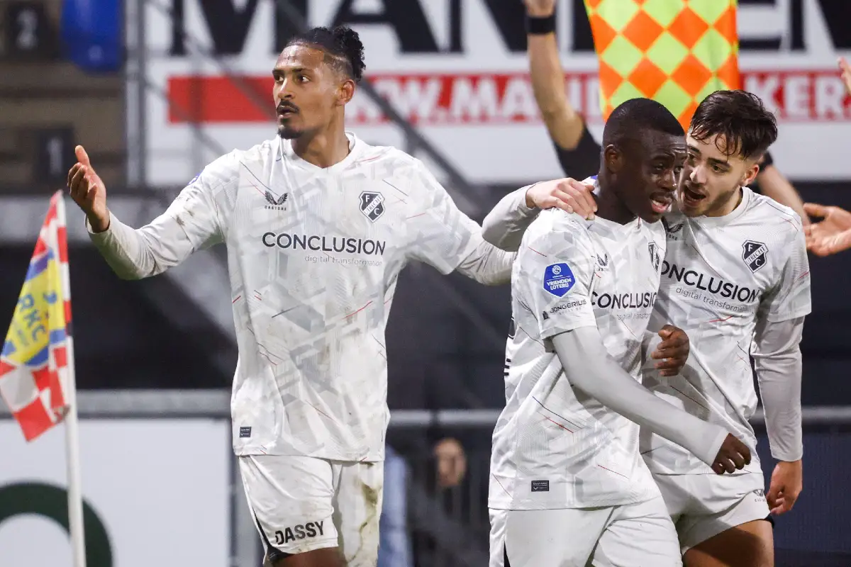 https://www.les-transferts.com/wp-content/uploads/2025/04/Lorient-perd-definitivement-cet-attaquant-Officiel.webp