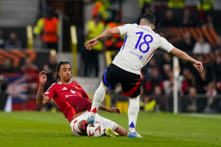 Man United-OL : Le geste de débile qui a tout changé