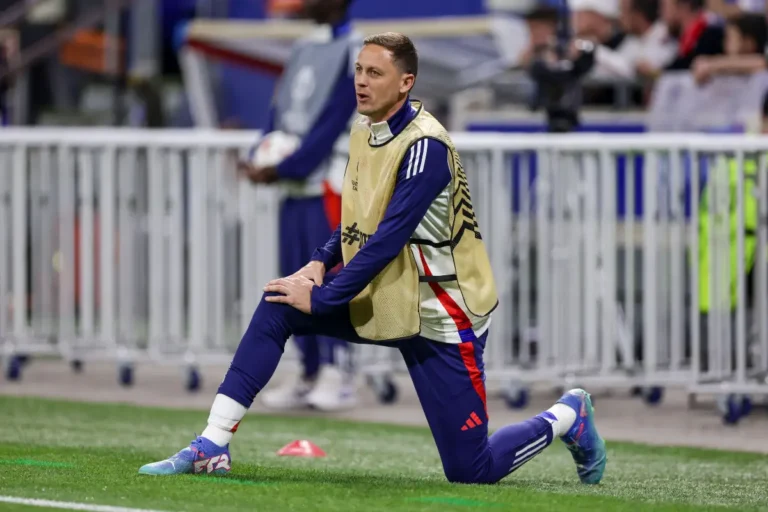 OL : John Textor sacrifie un cadre pour sauver les caisses