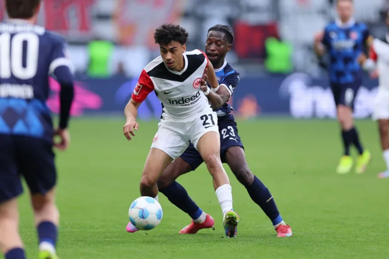 Nathaniel Brown avec francfort