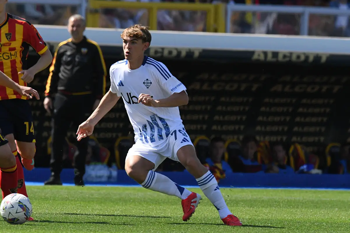 Un géant de Premier League formule une offre à Nico Paz